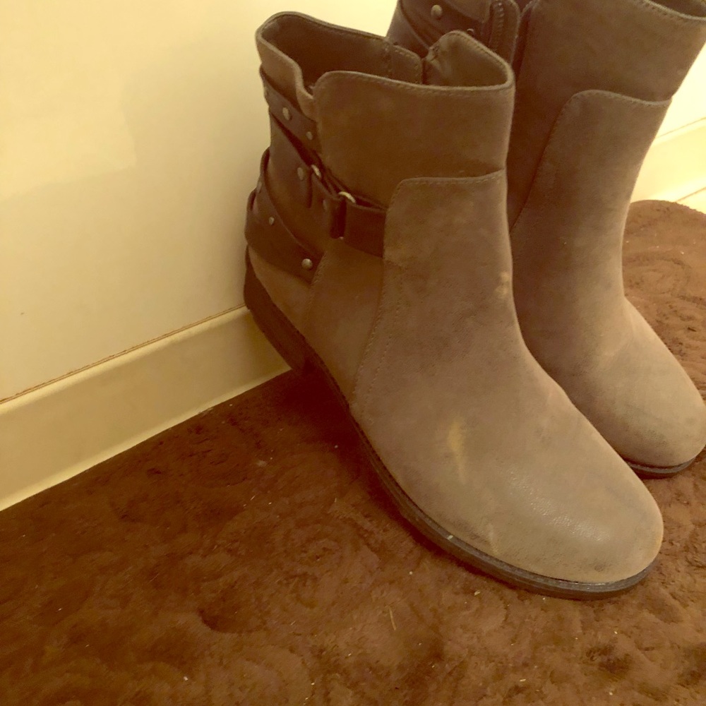 Sonoma Booties ❤️